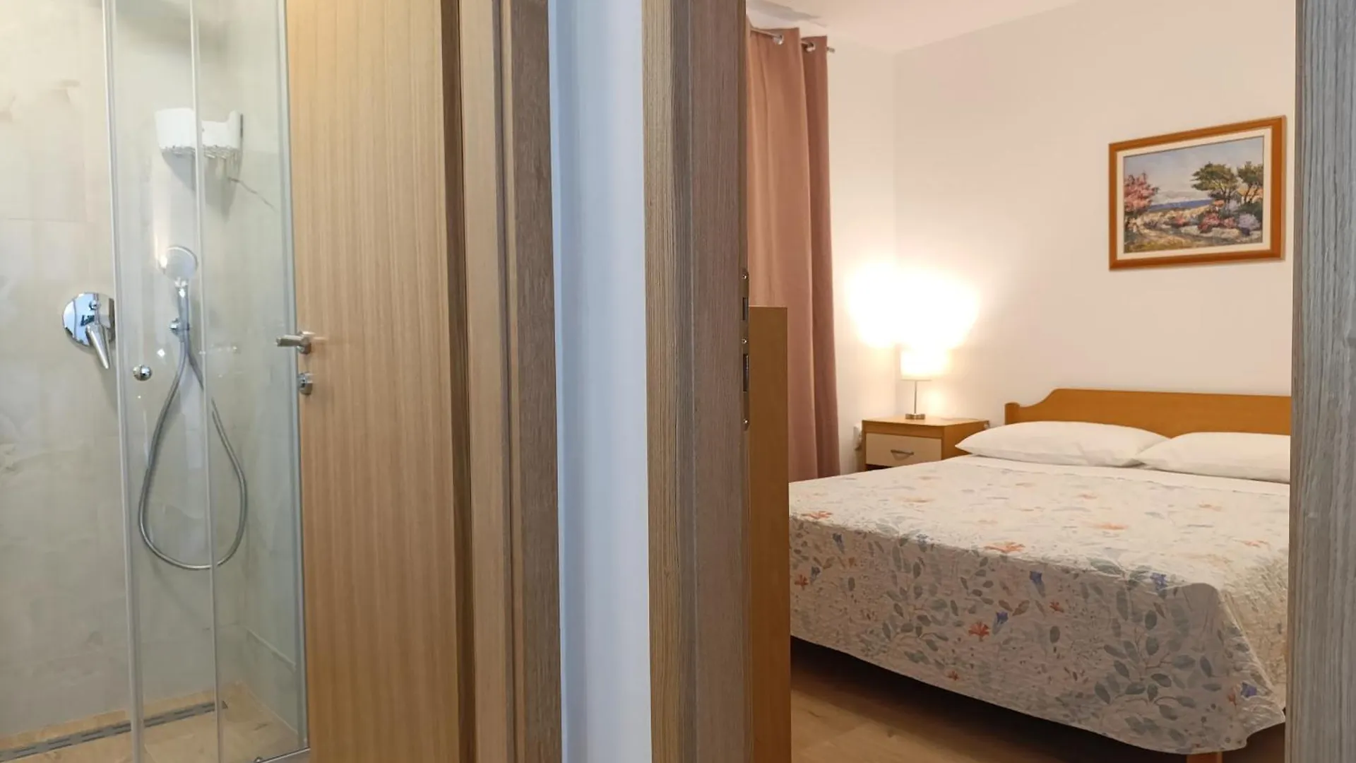 Apartments Valentina-B 닌