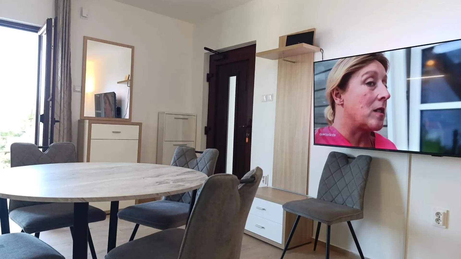 Apartments Valentina-B Нин